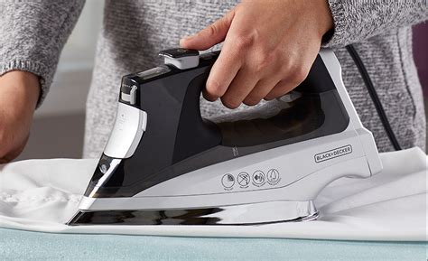 best clothing irons for seniors.